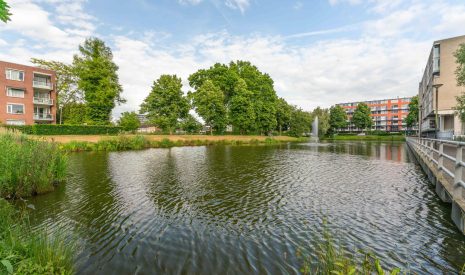 Te : Foto  aan de Nijmegen in Nijmegen