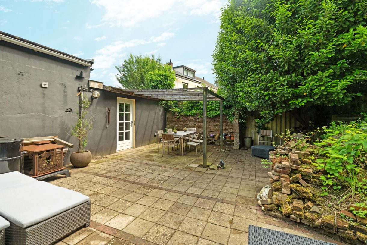 Te koop: Foto Woonhuis aan de Rijksstraatweg 140 in Beek