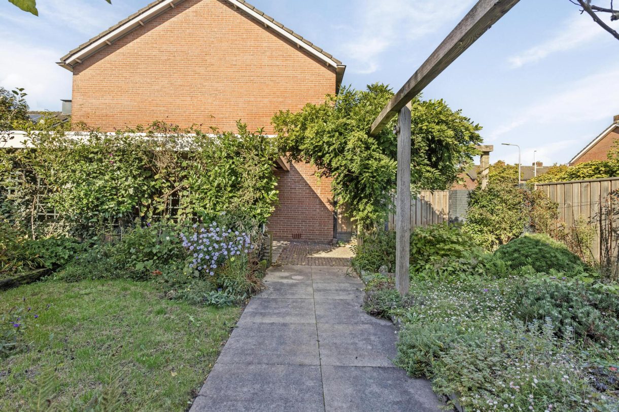 Te koop: Foto Woonhuis aan de Karstraat 16a in Huissen