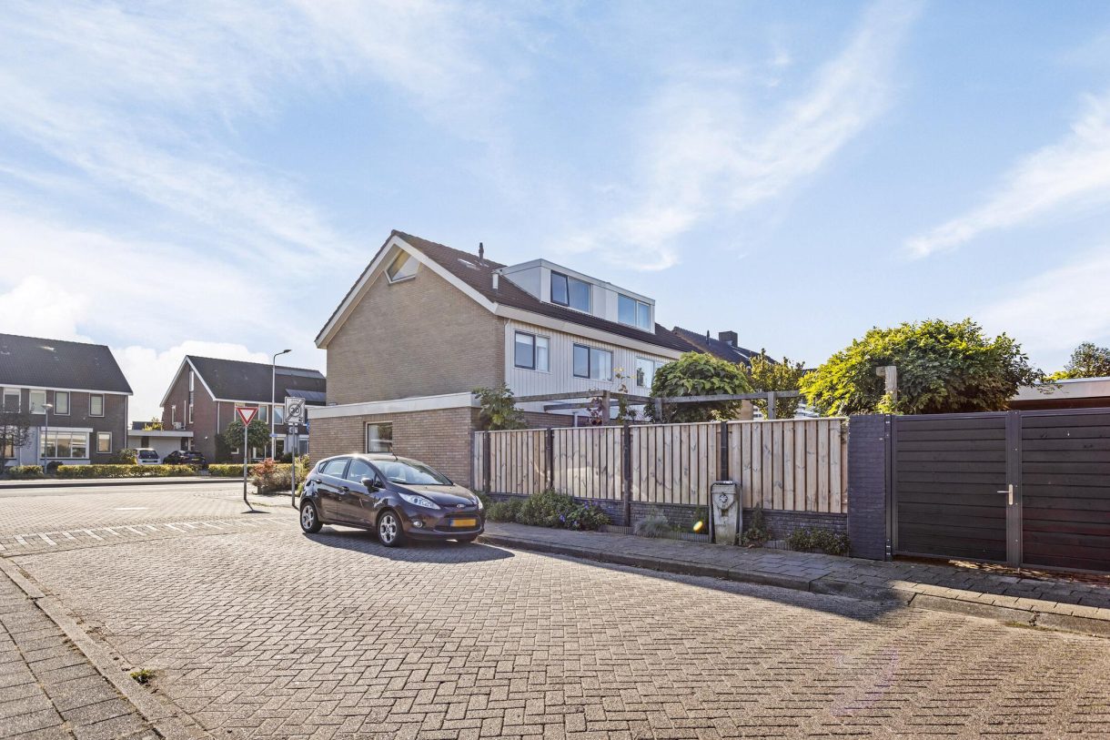 Te koop: Foto Woonhuis aan de Karstraat 16a in Huissen