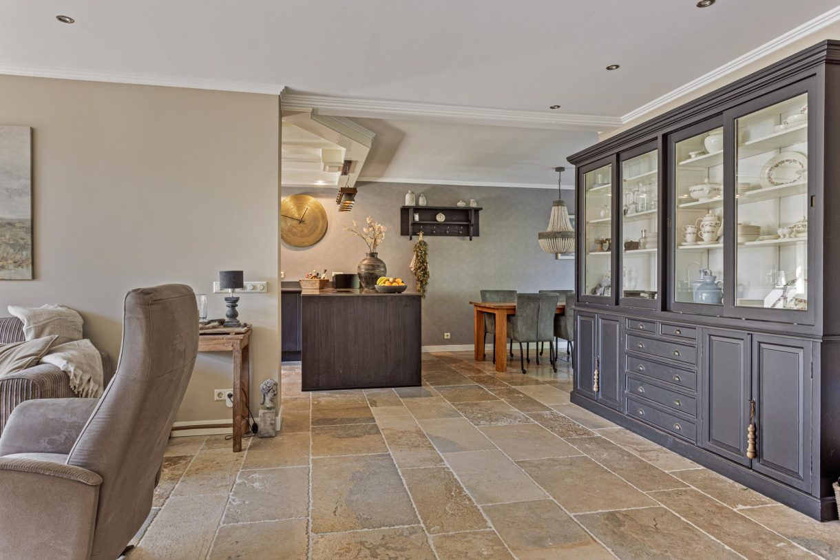 Te koop: Foto Woonhuis aan de Pastoor Versteegstraat 2 in Angeren