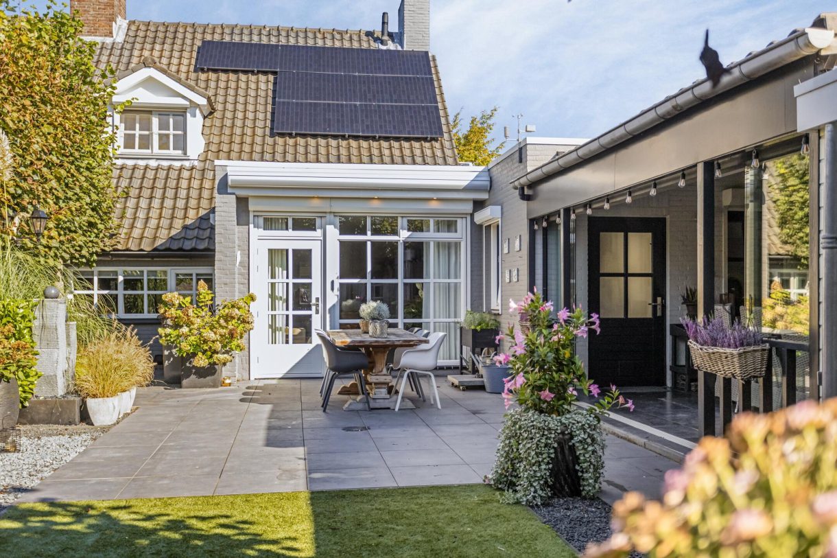 Te koop: Foto Woonhuis aan de Pastoor Versteegstraat 2 in Angeren