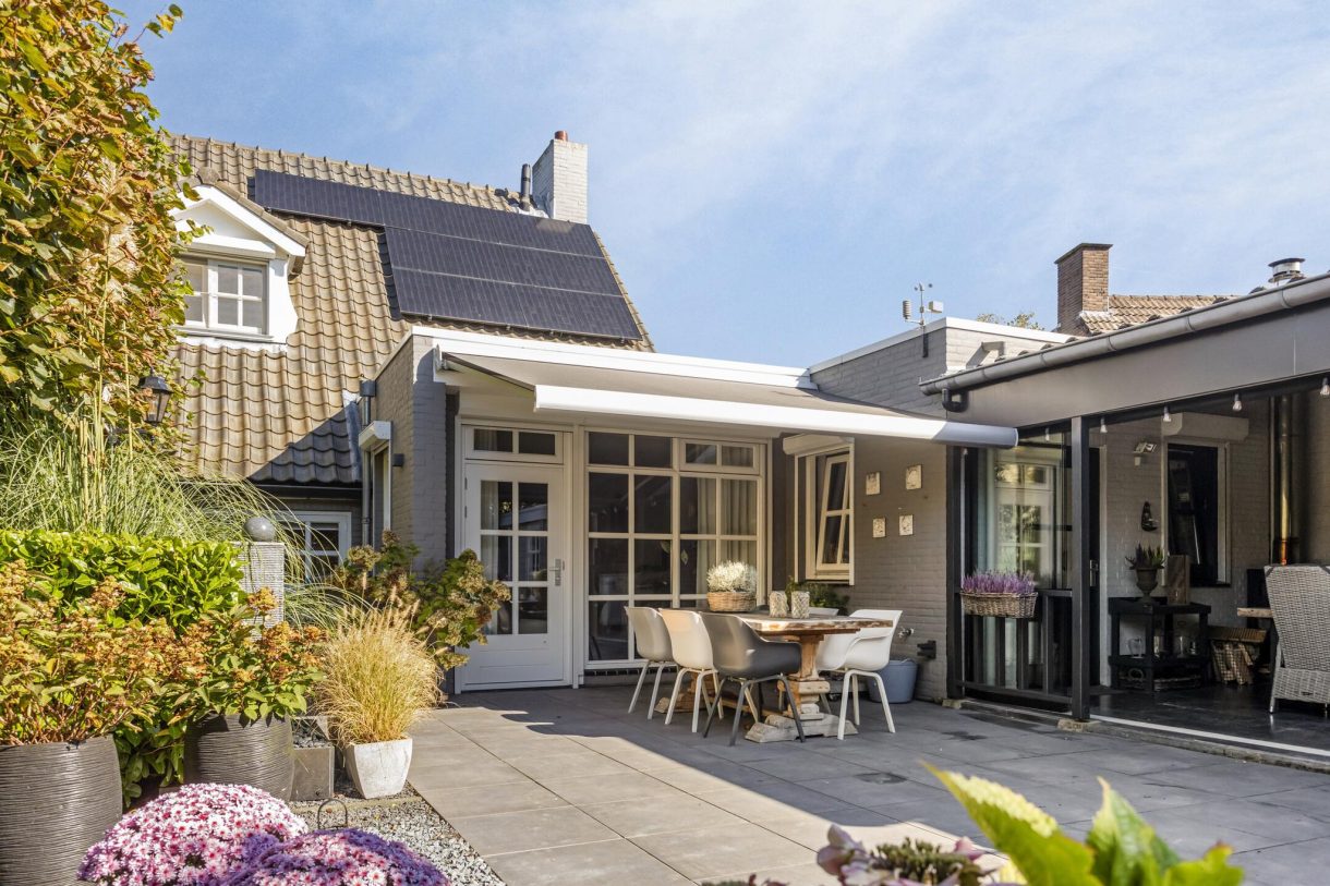 Te koop: Foto Woonhuis aan de Pastoor Versteegstraat 2 in Angeren