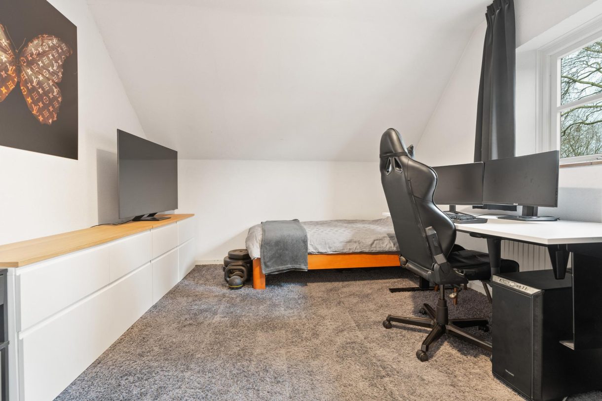 Te koop: Foto Woonhuis aan de Kerkplein 7 in Leuth