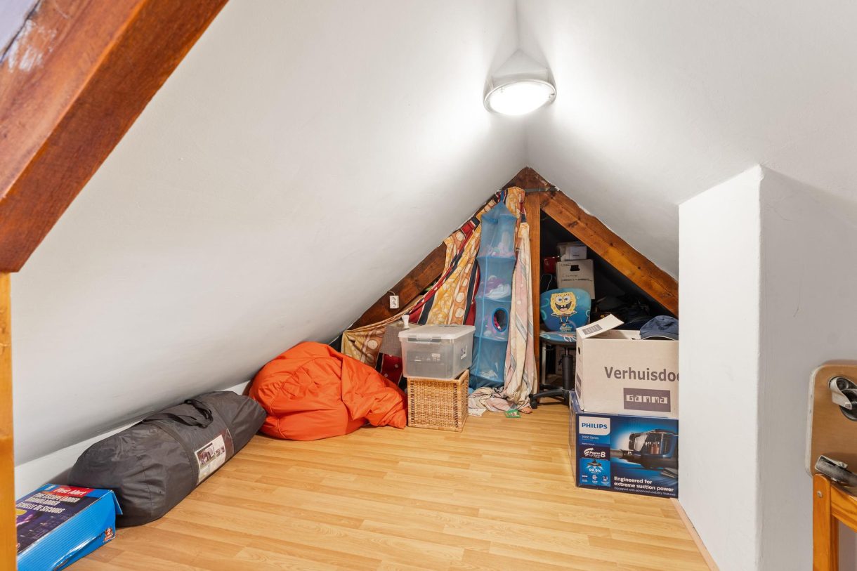 Te koop: Foto Woonhuis aan de Kerkplein 7 in Leuth