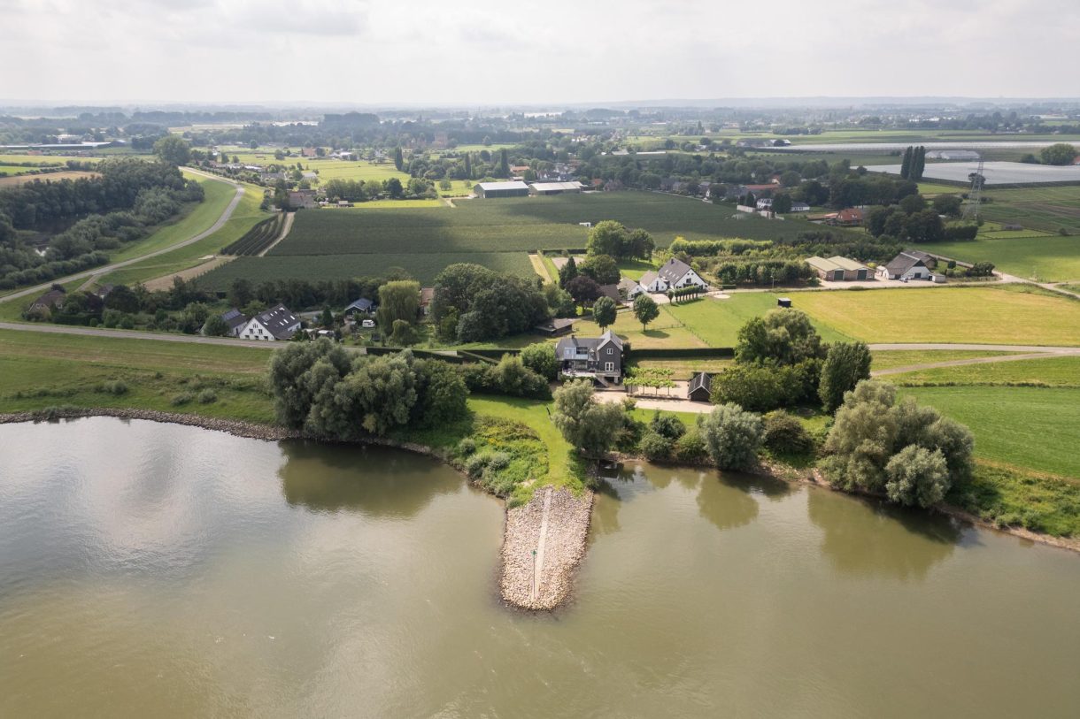 Te koop: Foto Woonhuis aan de Rijndijk 4 in Doornenburg