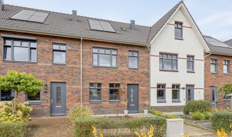 Te koop: Foto Woonhuis aan de Fibulastraat 12 in Huissen